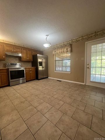 1918 Doris Drive, Benton, AR 72019