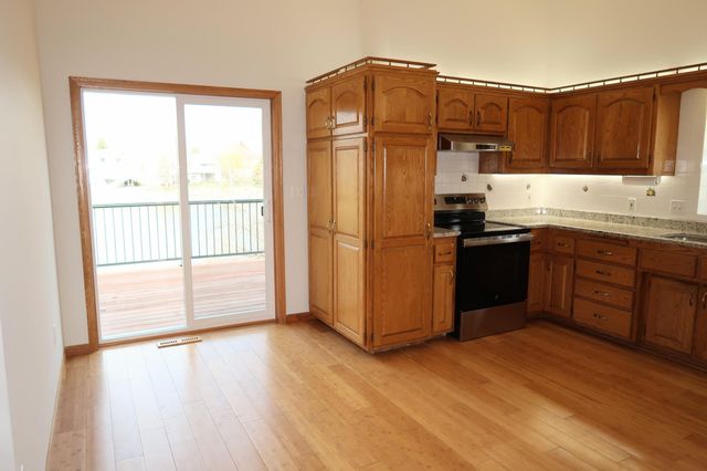 5508 91st Crescent N, Brooklyn Park, MN 55443