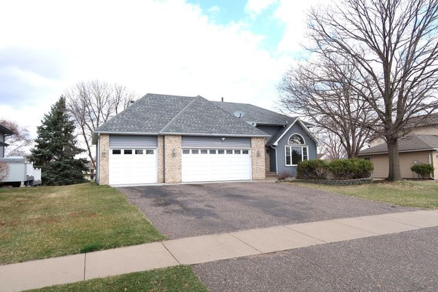 5508 91st Crescent N, Brooklyn Park, MN 55443