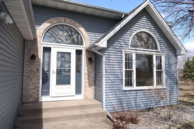 5508 91st Crescent N, Brooklyn Park, MN 55443