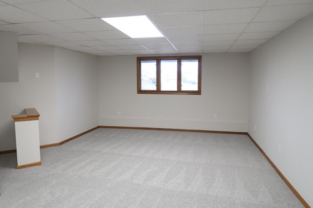 5508 91st Crescent N, Brooklyn Park, MN 55443