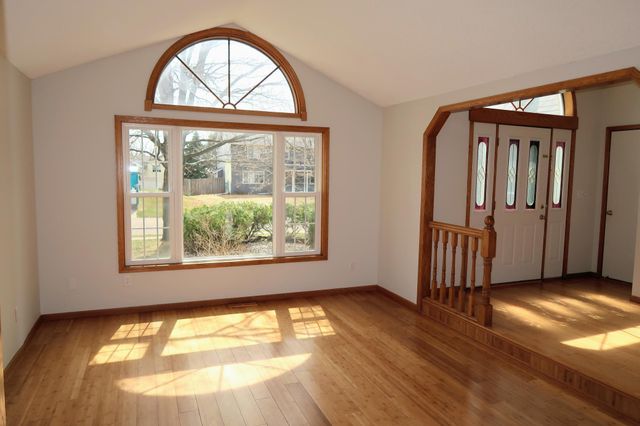 5508 91st Crescent N, Brooklyn Park, MN 55443