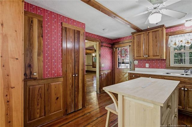 5314 Ole Cypress Springs Road, Hope Mills, NC 28348