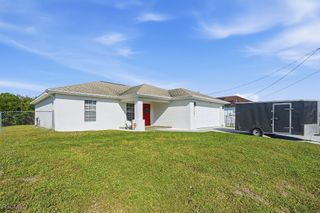 2602 15th ST SW, Lehigh Acres, FL 33976