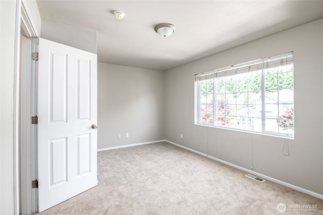 28011 Maple Ridge Way SE, Maple Valley, WA 98038