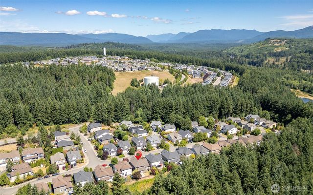 28011 Maple Ridge Way SE, Maple Valley, WA 98038