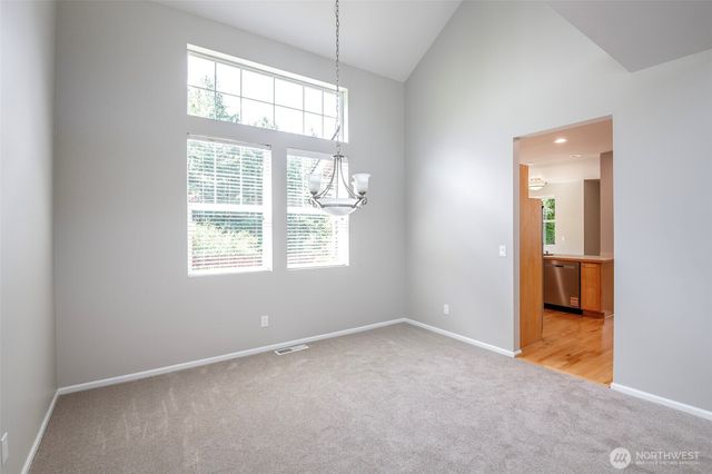 28011 Maple Ridge Way SE, Maple Valley, WA 98038