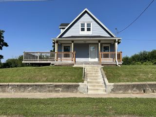 912 E 25th Court, Des Moines, IA 50317