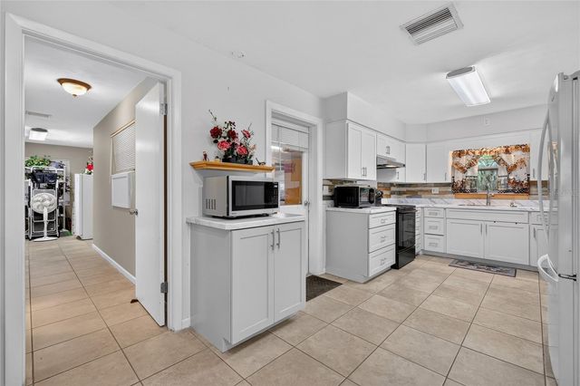37414 TURNER DRIVE, Umatilla, FL 32784