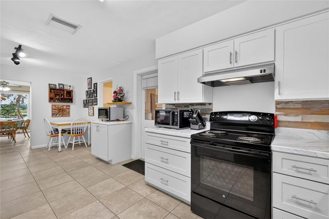 37414 TURNER DRIVE, Umatilla, FL 32784