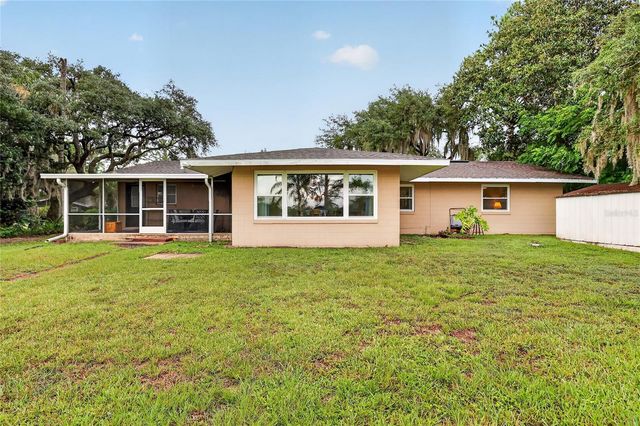 37414 TURNER DRIVE, Umatilla, FL 32784