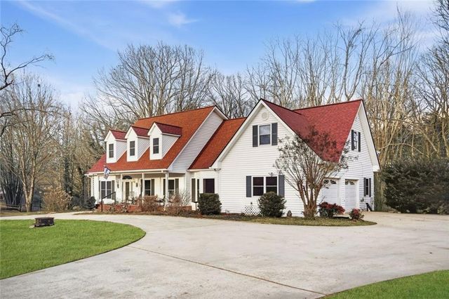 124 Golden Autumn Drive, Dahlonega, GA 30533