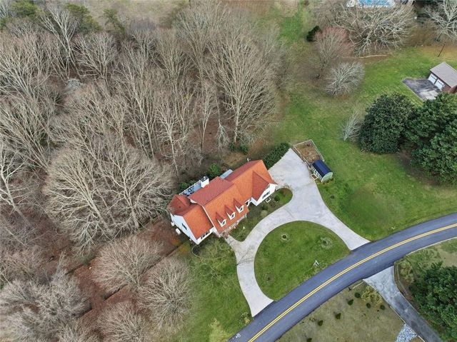 124 Golden Autumn Drive, Dahlonega, GA 30533