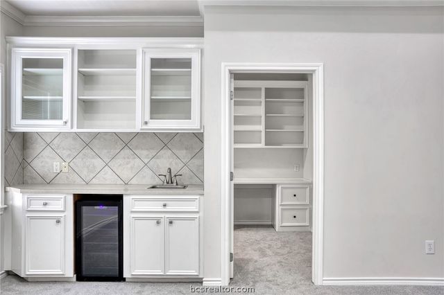 5108 Laurel Valley Court, College Station, TX 77845