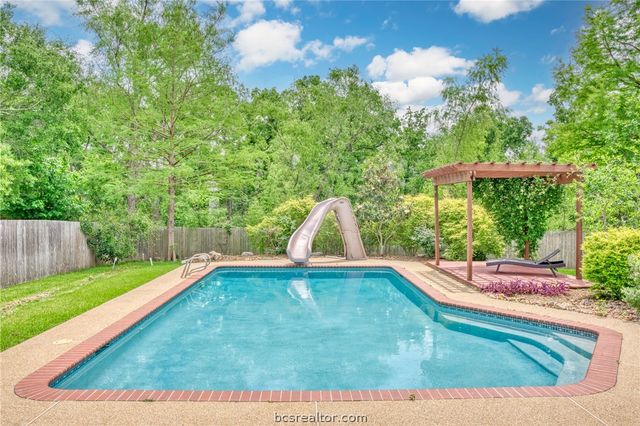5108 Laurel Valley Court, College Station, TX 77845