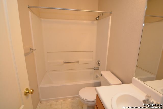 10330 Tiger Paw, San Antonio, TX 78251