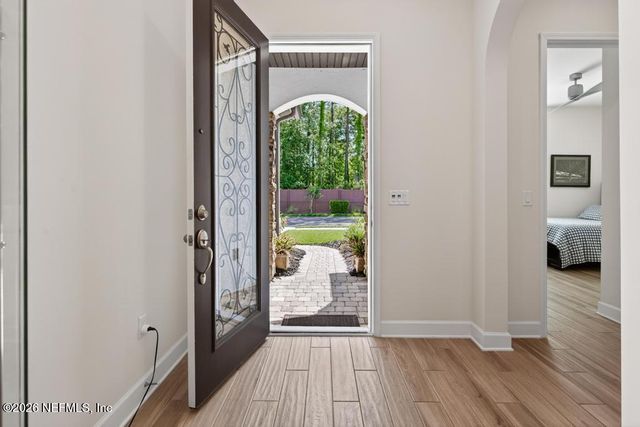 3040 MONTILLA Drive, Jacksonville, FL 32246