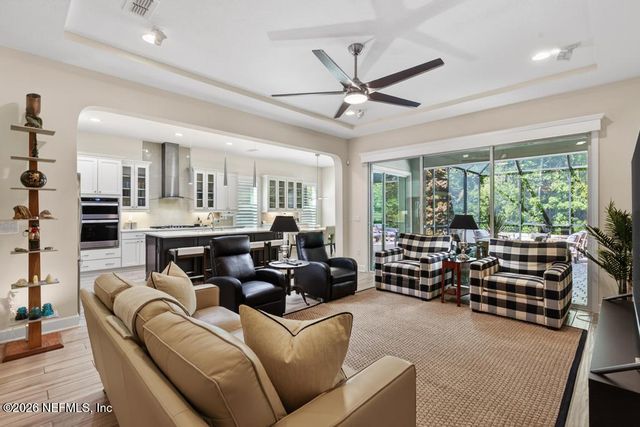 3040 MONTILLA Drive, Jacksonville, FL 32246