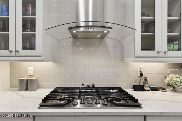 3040 MONTILLA Drive, Jacksonville, FL 32246