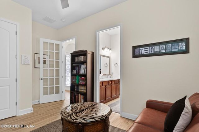 3040 MONTILLA Drive, Jacksonville, FL 32246