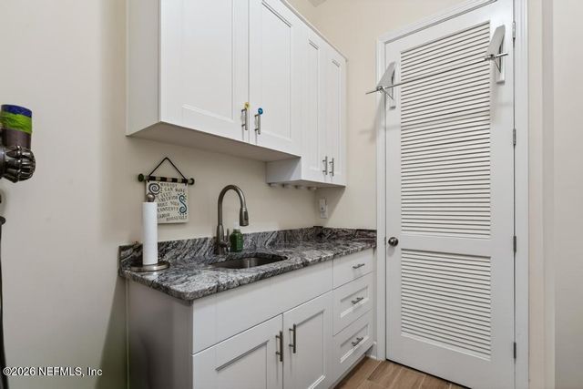 3040 MONTILLA Drive, Jacksonville, FL 32246