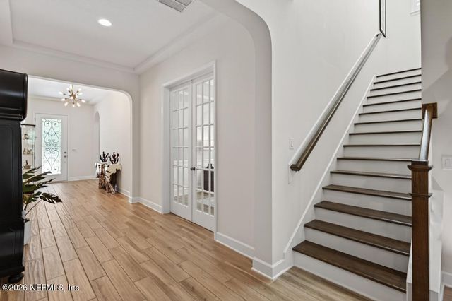 3040 MONTILLA Drive, Jacksonville, FL 32246