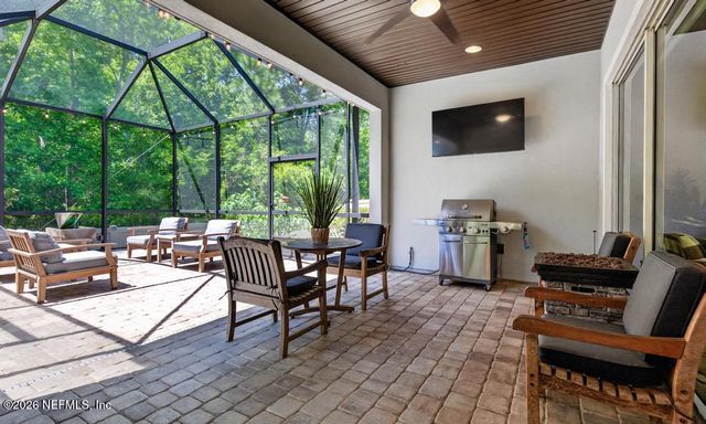 3040 MONTILLA Drive, Jacksonville, FL 32246