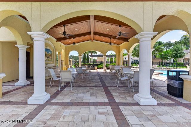 3040 MONTILLA Drive, Jacksonville, FL 32246