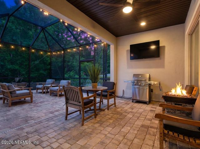 3040 MONTILLA Drive, Jacksonville, FL 32246