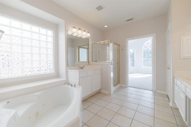 12815 Mossy Ledge Drive, Tomball, TX 77377