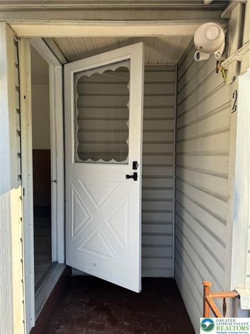 516 Heckman Avenue, Nazareth Boro, PA 18064
