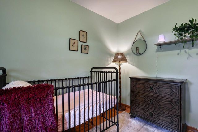 W346N5769 Lake DRIVE, Oconomowoc, WI 53066