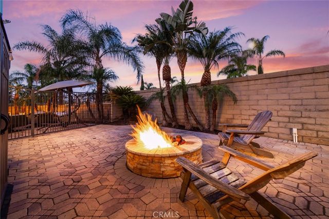 8482 Deepview Drive, Huntington Beach, CA 92646