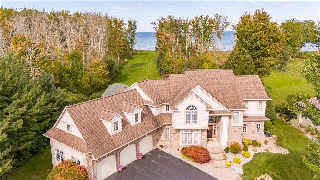 22 North Shore Drive, Parma, NY 14468