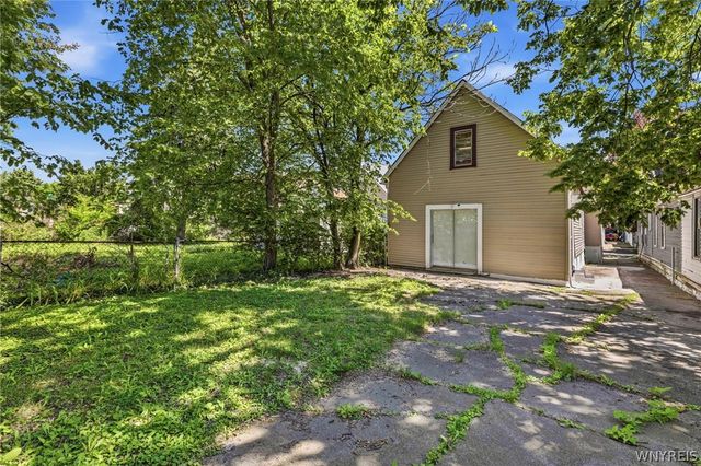 34 Schiller Street, Buffalo, NY 14206