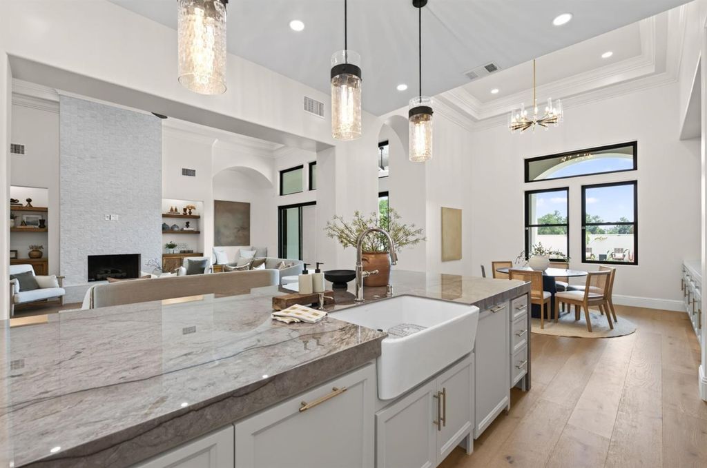 Image 22 of property listing at 2387 N Purdue Avenue, Clovis, CA 93619