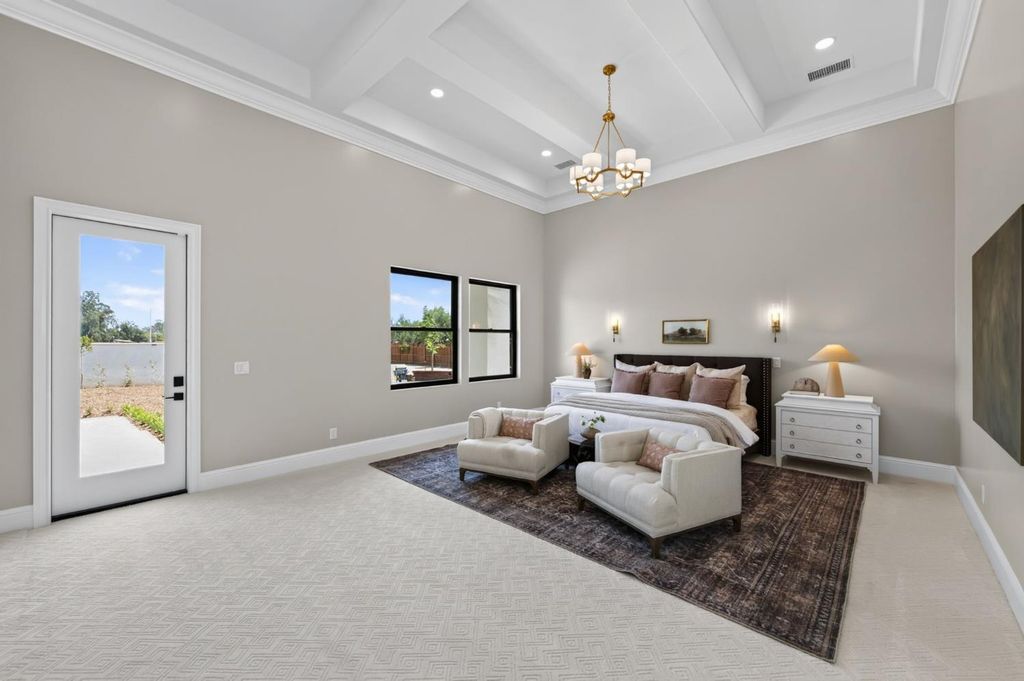 Image 33 of property listing at 2387 N Purdue Avenue, Clovis, CA 93619