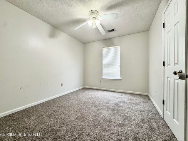 6549 Valerie Drive, Olive Branch, MS 38654