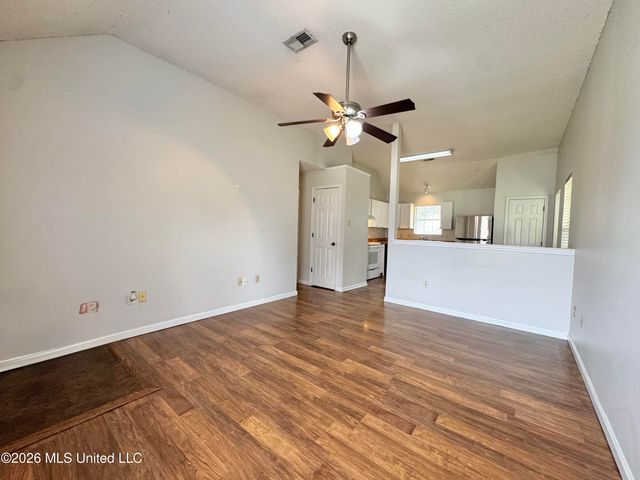 6549 Valerie Drive, Olive Branch, MS 38654