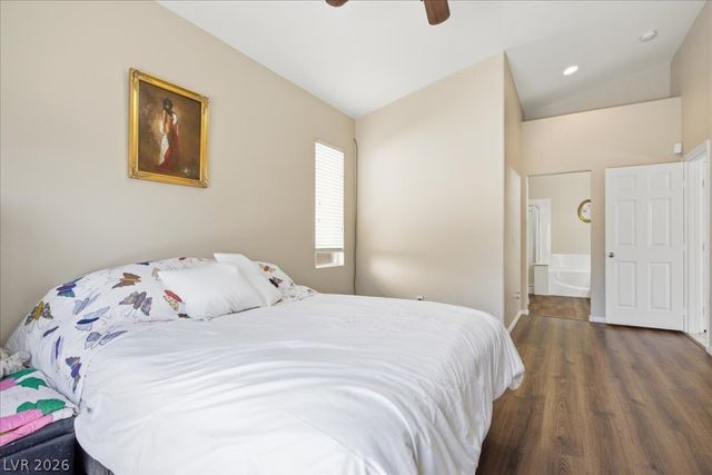 7395 Bedford Pine Court, Las Vegas, NV 89113
