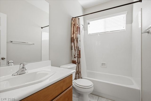 7395 Bedford Pine Court, Las Vegas, NV 89113