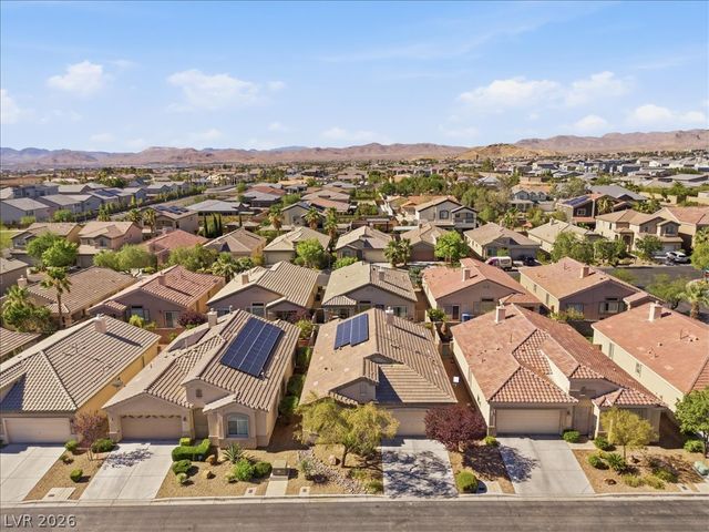 7395 Bedford Pine Court, Las Vegas, NV 89113