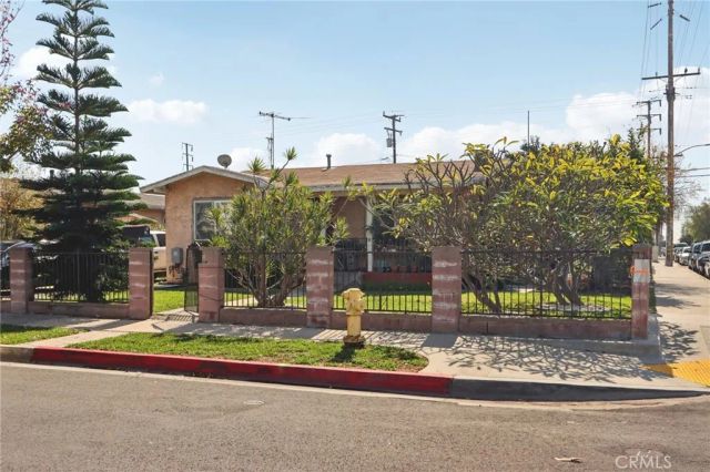 3700 E 55th, Maywood, CA 90270