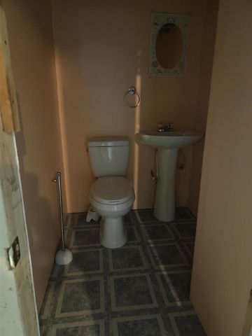 49 W Kingman Avenue, Battle Creek, MI 49014