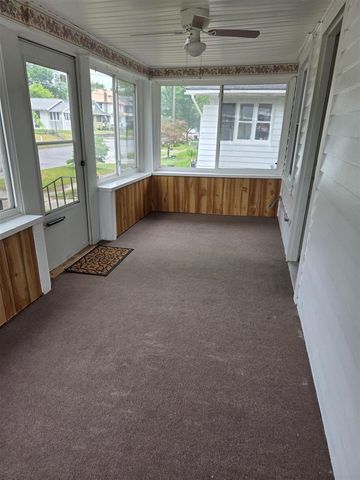 49 W Kingman Avenue, Battle Creek, MI 49014