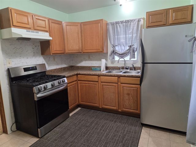 49 W Kingman Avenue, Battle Creek, MI 49014