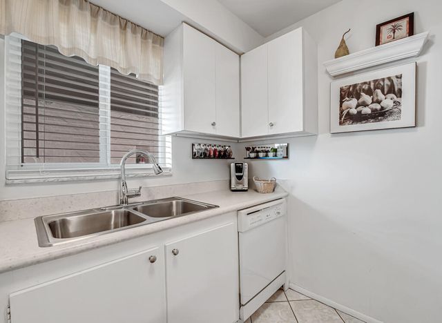 12022 W Greenway Drive 204, Royal Palm Beach, FL 33411