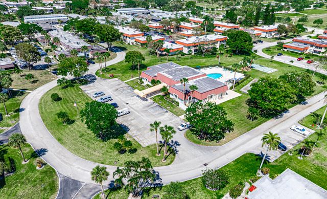 12022 W Greenway Drive 204, Royal Palm Beach, FL 33411