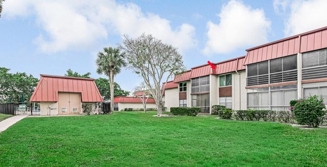 12022 W Greenway Drive 204, Royal Palm Beach, FL 33411