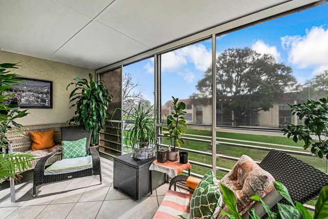 12022 W Greenway Drive 204, Royal Palm Beach, FL 33411